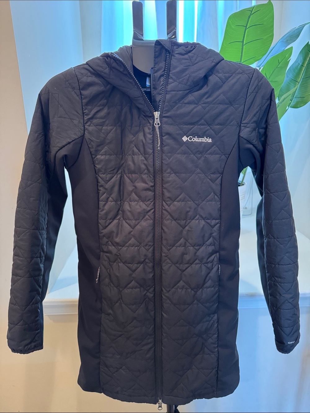 Columbia Black Quilted Hooded Women's Jacket